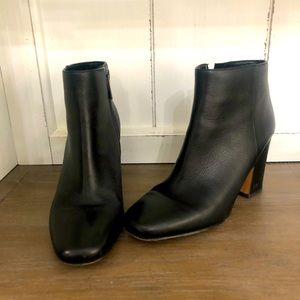 Michael Kors 6.5 bootie in gently used condition.
